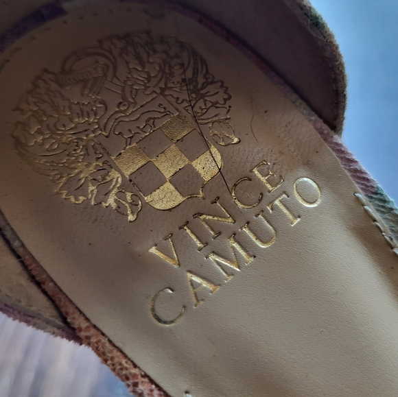 Vince Camuto Pink and Green Heels with Modern Design - Size 7.5 - Picture 4 of 5